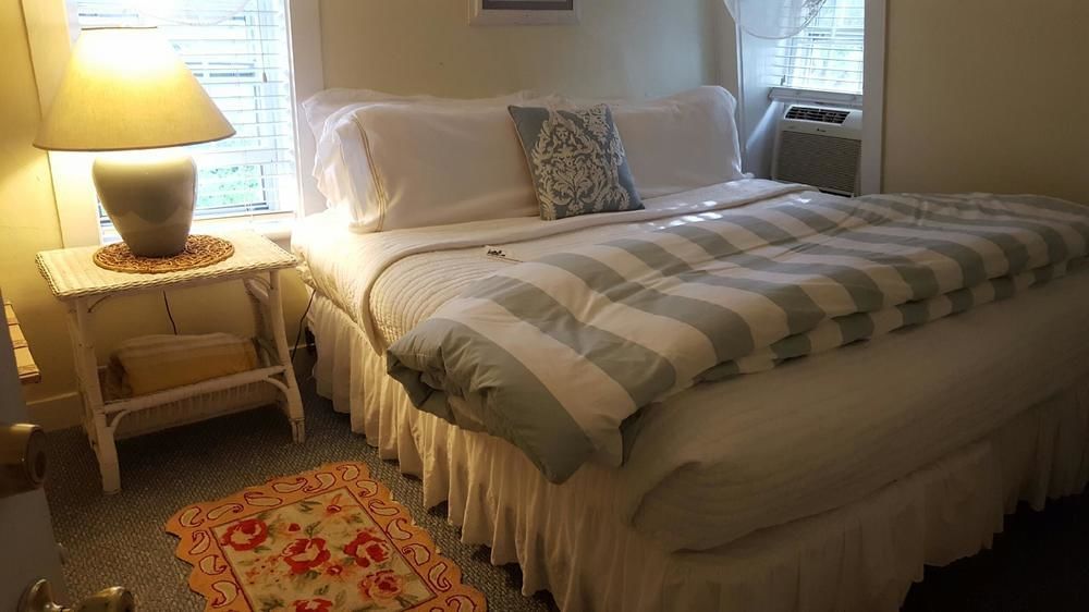 The 1720 House Bed & Breakfast Винярд Хейвън Екстериор снимка